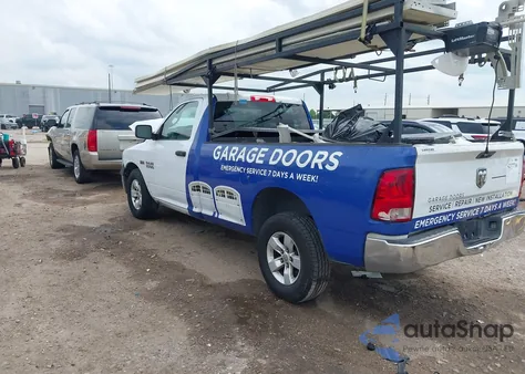 2015 Ram 1500 Tradesman из США, поврежденный, VIN 3C6JR6DT6FG595157